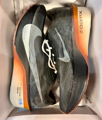 Brugt Orange ZoomX Vaporfly Next% bike