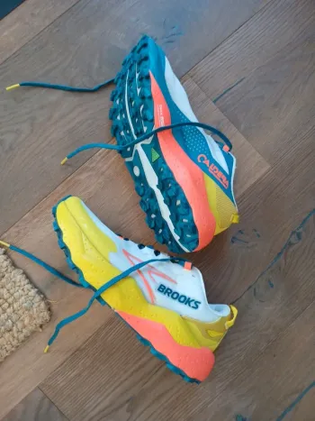 Brooks Caldera bike usato — immagine 2 di 5