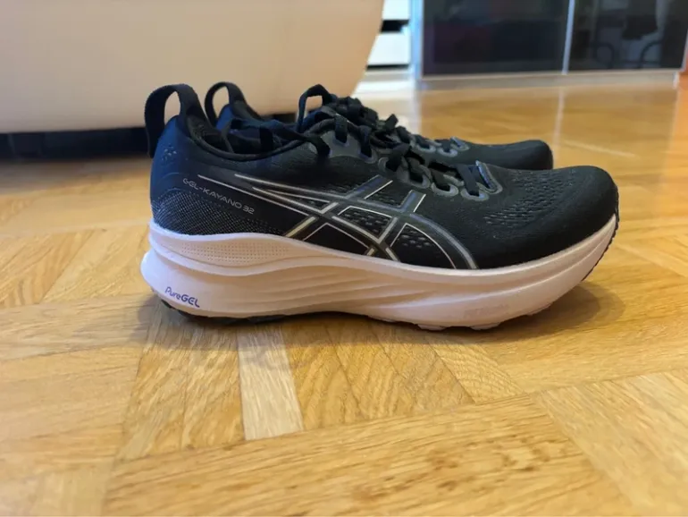 Gebrauchtes Ideal Asics Sportschuhe bike — Bild 5 von 5