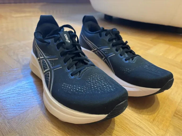 Gebrauchtes Ideal Asics Sportschuhe bike — Bild 4 von 5