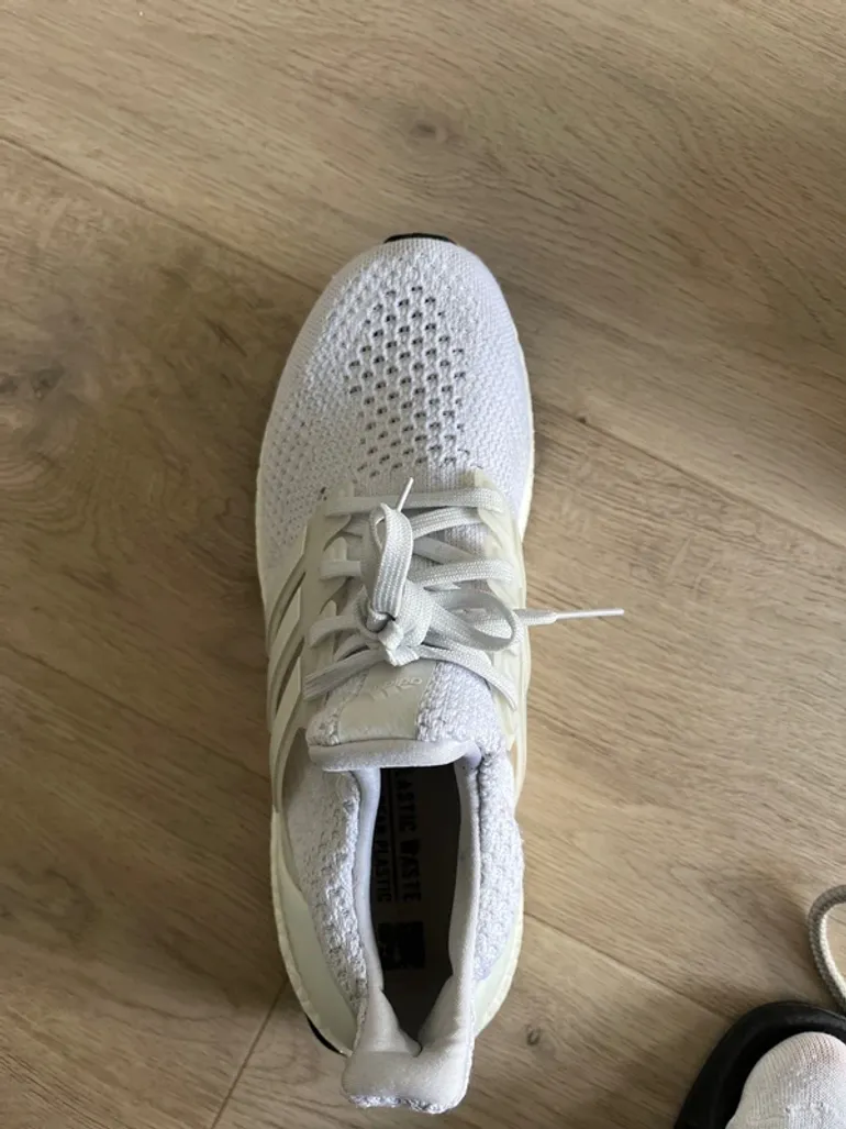 Gebrauchtes Adidas Running Shoes 42 bike — Bild 5 von 5