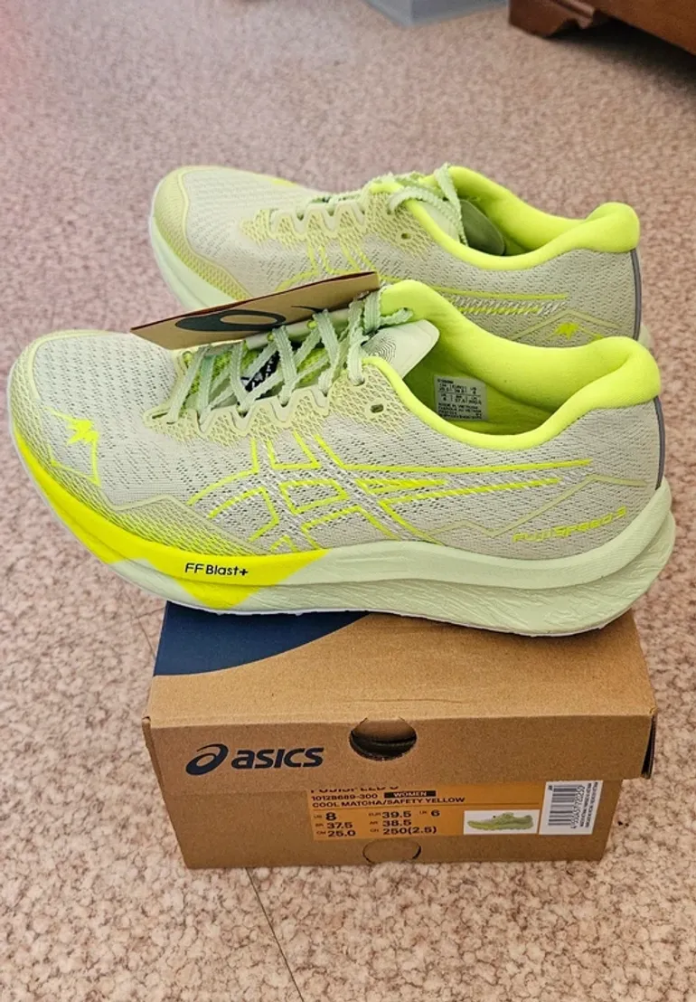 Gebrauchtes Asics FujiSpeed 3 bike — Bild 3 von 6