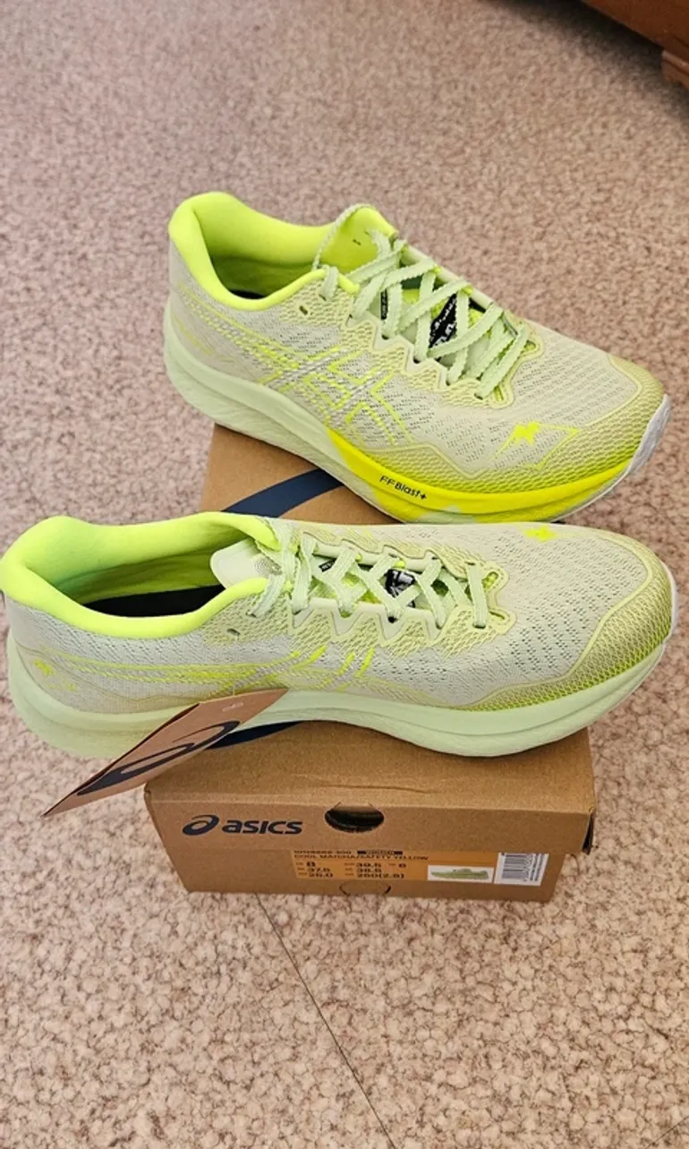 Gebrauchtes Asics FujiSpeed 3 bike — Bild 5 von 6