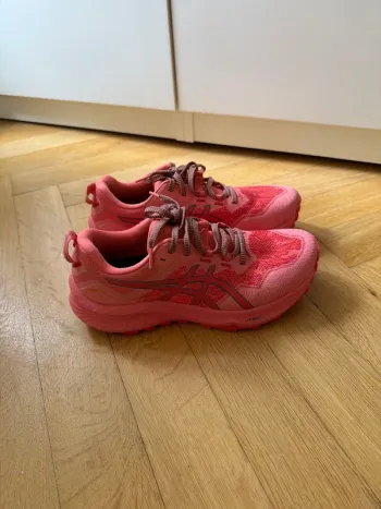 Gebrauchtes Asics Gel-Trabuco 11 bike