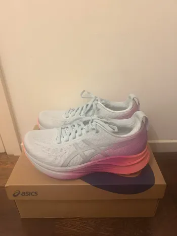 Brugt Asics Gel Kayano 32 bike