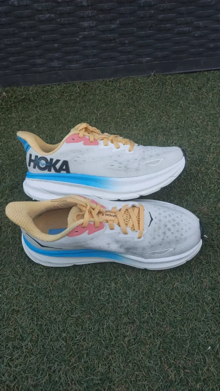 Used Hoka Clifton 9 bike — image 4 of 14