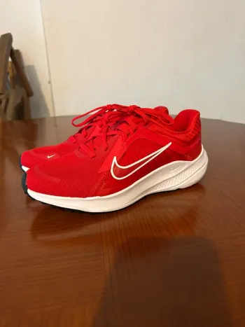 Gebrauchtes Nike Quest 5 bike