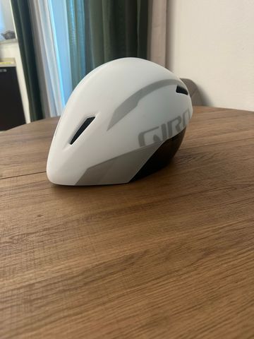 Used Giro Speedairo Aero Helmet 2025 bike — image 3 of 7
