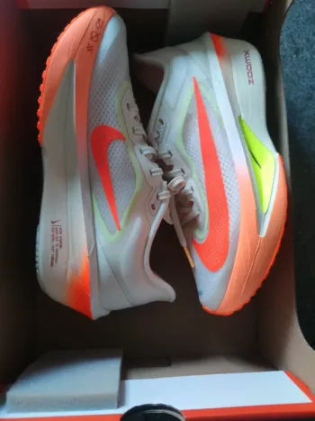Brugt Nike Zoom Fly 6 bike