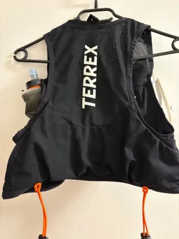 Lightweight Terrex Techrock Vest 5L bike de segunda mano — imagen 2 de 4