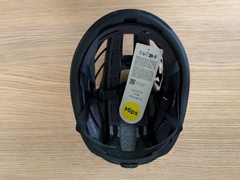 Used Oakley Velo Stelvio Mips Helmet bike — image 5 of 5