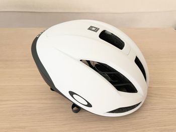 Used Oakley Velo Stelvio Mips Helmet bike — image 3 of 5