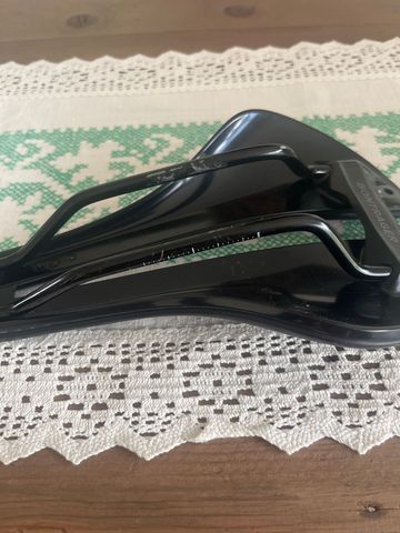 Brugt Bontrager Aeolus Comp 2024 bike — billede 4 af 6