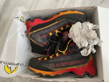 La Sportiva Aequilibrium Hike GTX 2026 bike usato