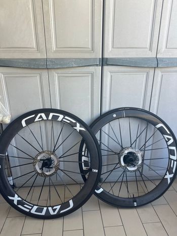 Použité Cadex 50 Ultra Disc Wheelset bike