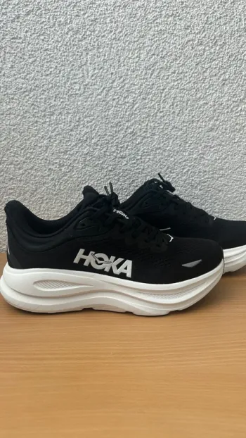 Gebrauchtes Hoka Bondi 9 bike