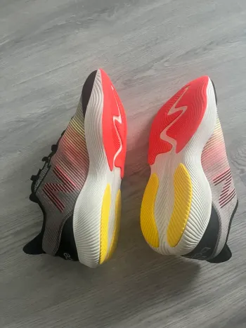 New Balance FuelCell Shift TR bike de segunda mano — imagen 3 de 4