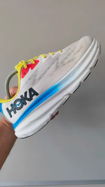 Gebrauchtes Hoka Clifton 9 bike