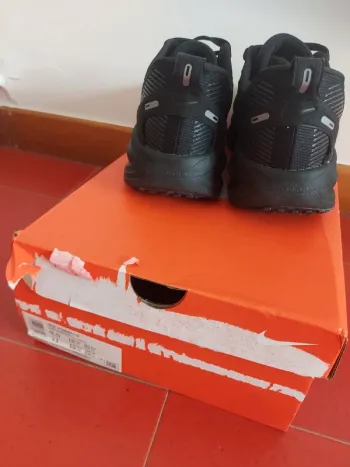 Używany Nike Vomero 18 bike — zdjęcie 12 z 12