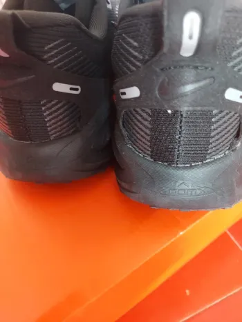 Używany Nike Vomero 18 bike — zdjęcie 6 z 12