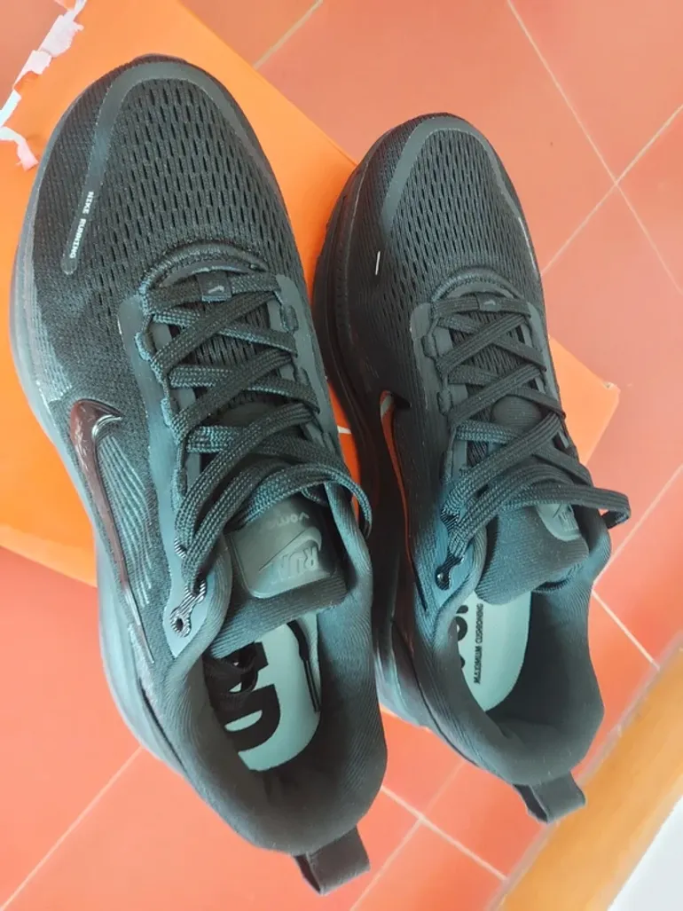 Używany Nike Vomero 18 bike — zdjęcie 5 z 12