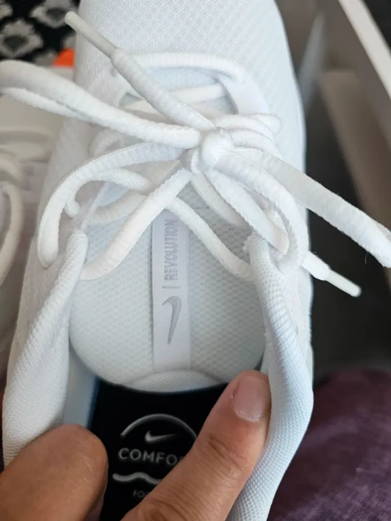 Nike Revolution 7 bike usato — immagine 6 di 15