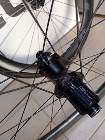 Zipp 303S 2024 bike usato — immagine 4 di 5