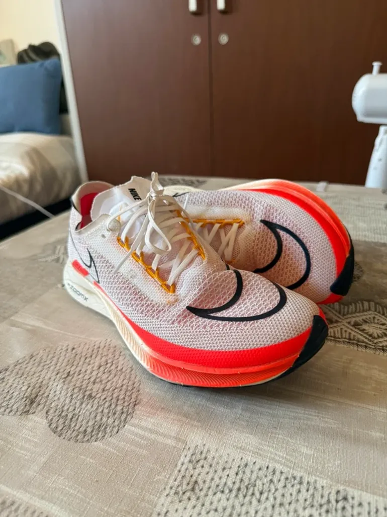 Used Nike ZoomX Streakfly bike — image 2 of 5
