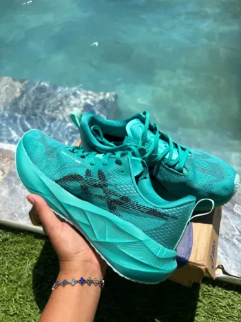 Brugt Asics Novablast 5 bike — billede 3 af 10