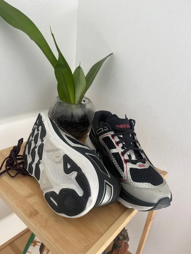 Used Hoka taille 44 bike — image 7 of 9