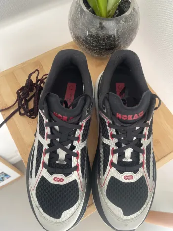 Used Hoka taille 44 bike — image 4 of 9