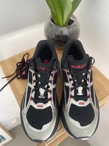 Used Hoka taille 44 bike — image 2 of 9