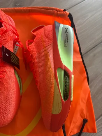 Nike Air Zoom Alphafly Next% 3 bike d'occasion — image 4 sur 9