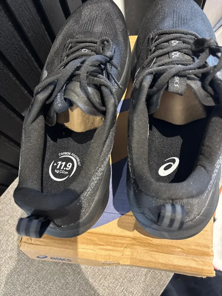 Gebrauchtes Asics Novablast 5 bike — Bild 7 von 7