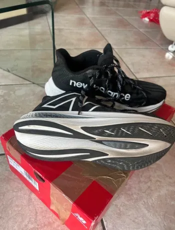 New Balance FuelCell SuperComp bike d'occasion — image 6 sur 8