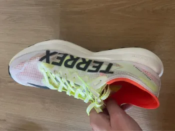 Używany Adidas Agravic Speed 2 bike — zdjęcie 7 z 8