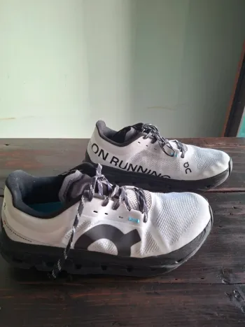 Scarpa ON Running bike usato — immagine 9 di 12
