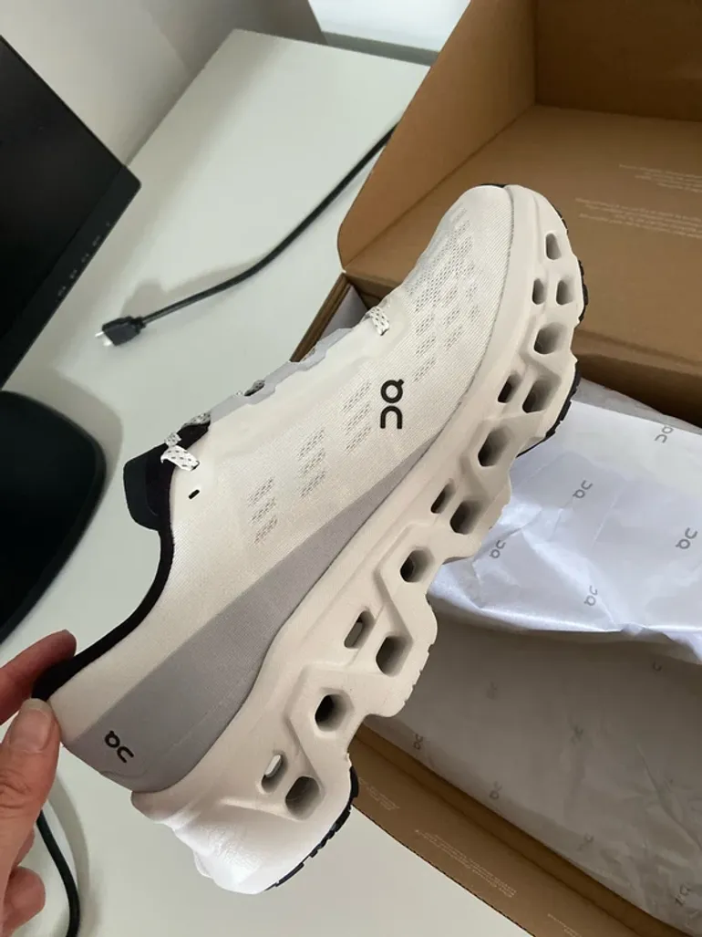 Gebrauchtes On Running Cloudmonster 3 bike — Bild 5 von 5