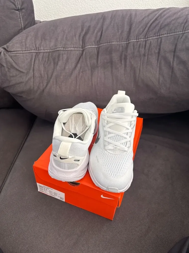 Gebrauchtes Nike Vomero 18 bike — Bild 8 von 8