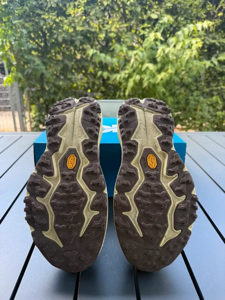 Hoka Speedgoat 6 bike d'occasion — image 3 sur 4