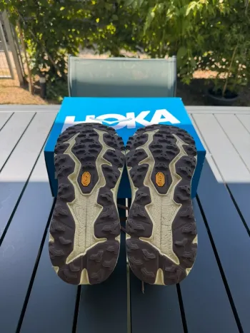Hoka Speedgoat 6 bike d'occasion — image 4 sur 4