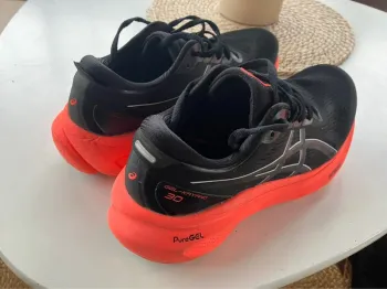 Brugt Asics Gel Kayano 30 bike