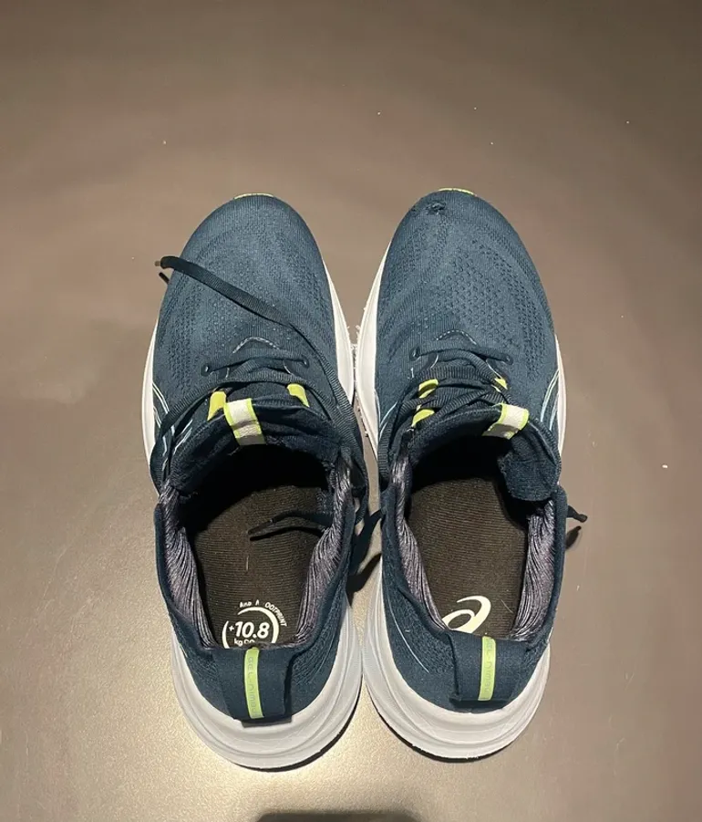 Używany Asics Gel Nimbus 26 bike — zdjęcie 2 z 5