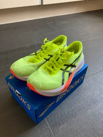 Käytetty Asics Magic Speed 4 bike