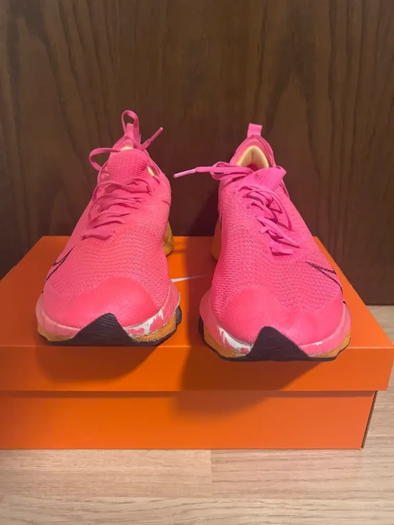 Tweedehands Nike Air Zoom Tempo Next% bike — afbeelding 8 van 8