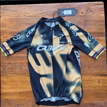 Q36.5 Gregarius Pro Team Off-Road Jersey L// NEW!! 50% OFF!! 2026 bike usato