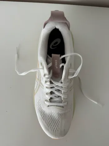 Używany Asics Gel Kayano 32 bike — zdjęcie 7 z 7