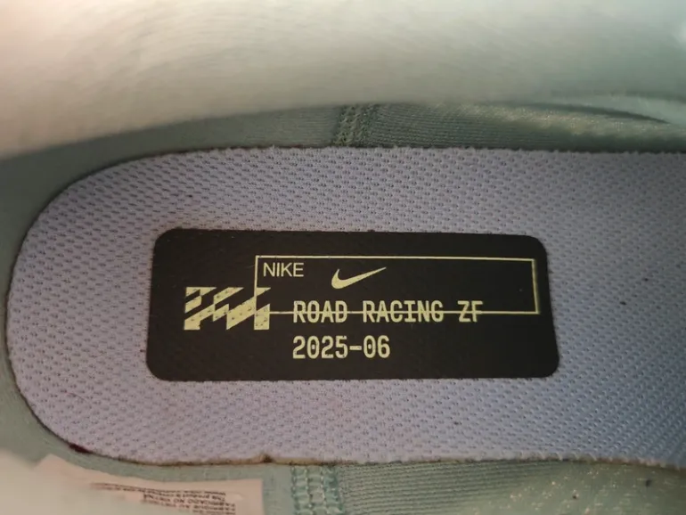 Tweedehands Nike Zoom Fly 6 bike — afbeelding 4 van 4