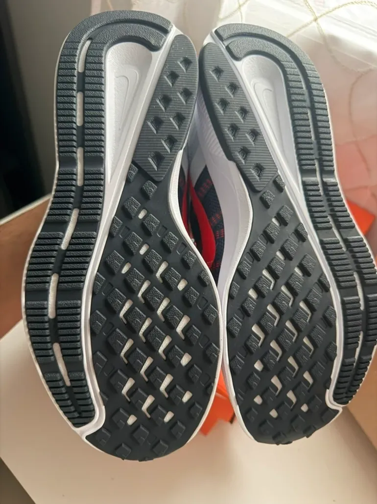 Gebrauchtes Nike Run Swift 2 bike — Bild 4 von 7