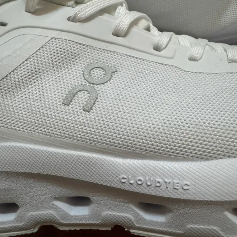 On Running Cloudvista 2 bike usato — immagine 2 di 10
